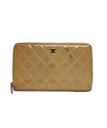 Chanel Over-sized Large Patent Leather Wallet Clutch - £353.71 GBP