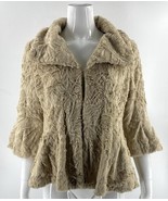 Solitaire Womens Coat Size Medium Tan Faux Fur Bell Sleeve Jacket Hook E... - $1,007.84 MXN