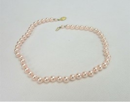 Vintage Costume Jewelry, Pale Pink Faux Pearl Strand, Classic Necklace NK162 - $14.65