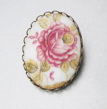 Vintage Painted Pink ROSE Flower &amp; Gold Enamel Porcelain Brooch Pin - $11.87