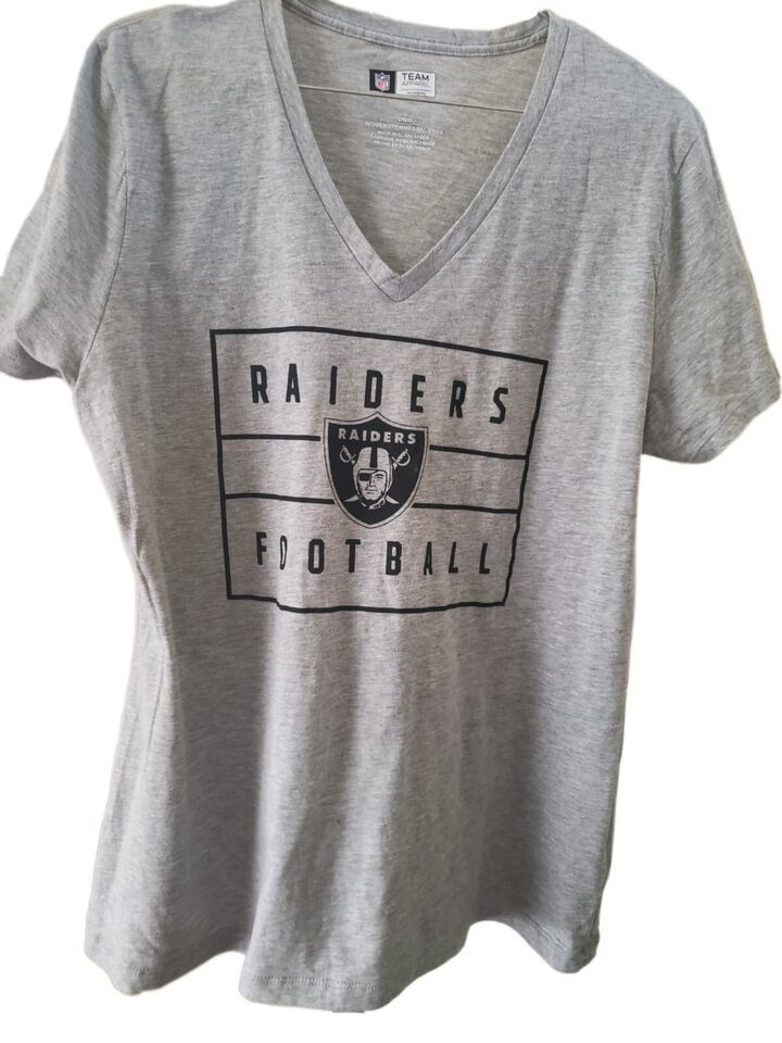 NFL Team Apparel Raiders Football Women's Gray T-Shirt - $12.60
