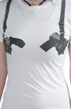 Cardboard Robot Donna Lavato Bianco Pistola Spalla Fondina Strapped T-Shirt Nwt - £11.19 GBP