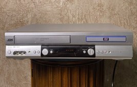 JVC HR-XVC1U DVD VCR Combo Player. No Remote  Tested Working - $52.13