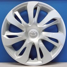 ONE 2019 Toyota Yaris # 61187 15" Split 7 Spoke Hubcap Wheel Cover # 42602-WB002 - £51.50 GBP