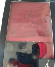 Nike Air Jordan Baby Boys 6-12 Months Red Black Booties Bodysuit Hat 3 Piece Set - £22.15 GBP