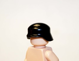 MV Black German Army WW2 Helmet for minifigure US Shipping Warehouse - £2.38 GBP