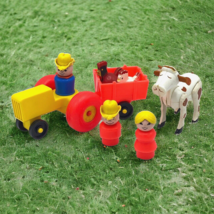 Vtg Fisher Price Little People Farm Red Tractor, Wagon, Farmer, Chickens, Cow - £19.69 GBP