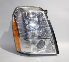Right Passenger Headlight Fits 2007-2009 Cadillac Escalade Oem #23943 - £356.60 GBP