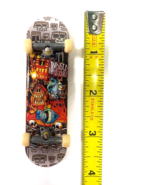 Tech Deck World Indsutries Wet Willy &amp; Flameboy Vintage Fingerboard - $40.70 CAD