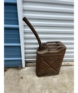 Old Relic US Army WW2 era USA / QMC 1945 Dated Cavalier Jerry Can W/ Spout - $2,257.82 MXN