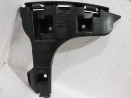 2010 to 2013 Volvo XC60 Right Taillight Bumper Bracket 30763440 - $25.00