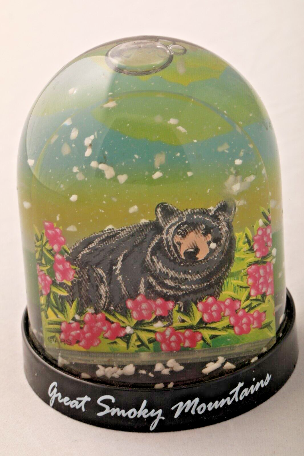 VTG GREAT SMOKY MOUNTAINS BEAR HARD PLASTIC SNOW GLOBE DOME - $9.49