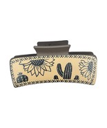 SUNFLOWER AND CACTUS FAUX LEATHER CLAW CLIP - $189.87 MXN