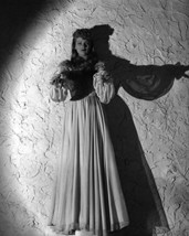 Martha O&#39;Driscoll in House of Dracula moody pose with shadow 16x20 Canva... - £55.29 GBP