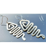 925 STERLING SILVER WHIMSICAL CURRENTS SWIRLY FISH DANGLE EARRINGS - $884.36 MXN