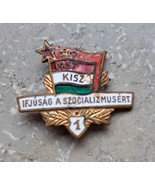 Hungarian KISZ Young Communist Enamel Pin BADGE 1957-show original title... - $9.57 CAD