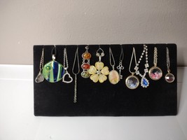 Lot Of 12 Different Pendant Necklaces - £27.91 GBP