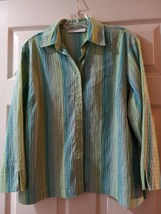 First Issue By Liz Claiborne Women Button Up Shirt Size Large - £5.48 GBP