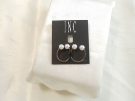 INC International Concepts size 7 Gold Tone Sim. Pearl Double Ring C699 $29 - £7.10 GBP