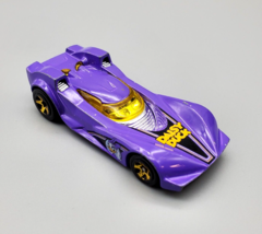 Disney Daisy Duck Diecast Car 2009 Purple Hot Wheels Scoopa Di Fuego Toy VG Cond - £6.44 GBP