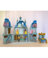 Disney Cinderella Magical Castle Light Up Playset + Princess&#39;s + Carriage  - £52.66 GBP