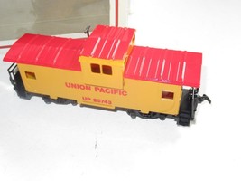 Ho Trains Vintage Bachmann Union Pacific Caboose - Latch Couplers - NEW-S17 - £4.42 GBP