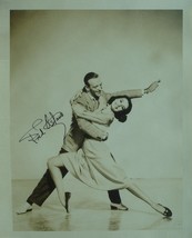 Fred Astaire Signed Autographed Photo w/COA - £231.01 GBP