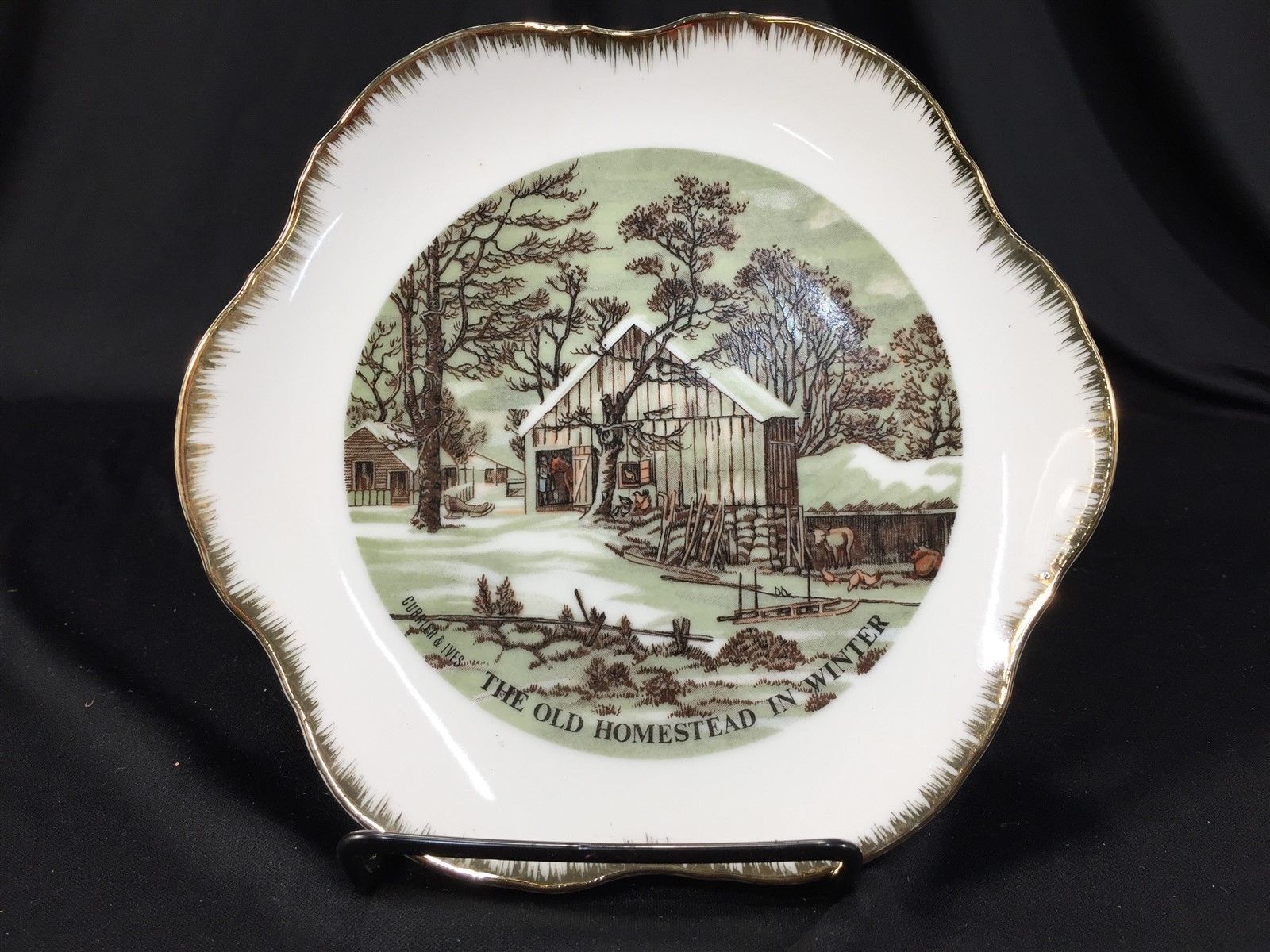Vintage Currier & Ives The Old Homestead In Winter Decorative Plate ARDCO - $14.99
