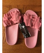 Chatties Ladies Slides Size 5/6 - $21.78