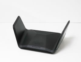 NETGEAR Nighthawk AX6600 Tri-Band Wi-Fi 6 Router - Black (RAX70-100NAS) image 2
