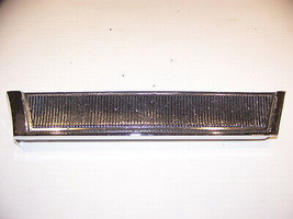 1967 Chrysler Newport Custom Rh Front Fender Trim Oem #2785220 Tire - Bumper - £63.87 GBP