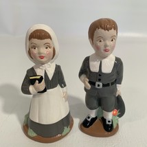 Vintage Thanksgiving Pilgrim Figurines Couple Man &amp; Woman Ceramic Gray Figures - £11.60 GBP