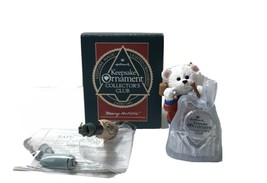 Hallmark Keepsake Collector&#39;s Club 1991 Beary Artistic Bear Ornament - New - £8.88 GBP