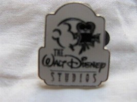 Disney Trading Pins 66 The Walt Disney Studios (Mickey with Movie Camera) - £6.14 GBP