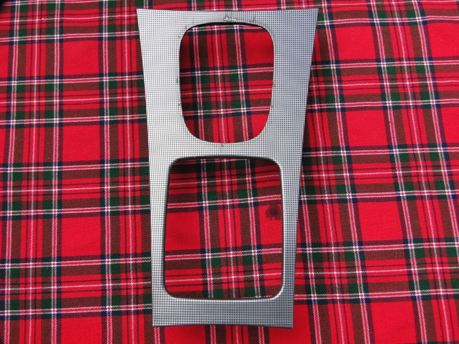 OEM 2002 MERCEDES BENZ C180 W203 SHIFT BEZEL OEM A203680 - $38.94