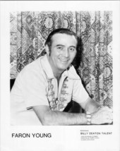 Faron Young original 8x10 photo 1970&#39;s era Agency promotional portrait - £19.98 GBP