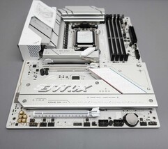 ASUS ROG Strix X850-A Gaming WiFi Motherboard image 3