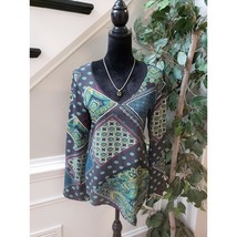 Chelsea &amp; Theodore Blouse Top Women&#39;s Medium Multi Geo Print Lightweight V Neck - $24.75