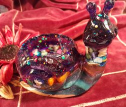 Gorgeous Large SNAIL Planter Vas Layered Mixed Media Fun Desk Decor Shel... - $24.95