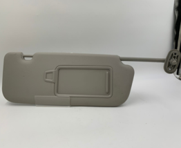 2017-2018 Kia Forte Passenger Sun Visor Sunvisor Gray OEM D02B52020 - $44.99