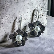 Retired Silpada Sterling Silver Love Bloom Flower drop Pearl Earrings W1768 - $65.00