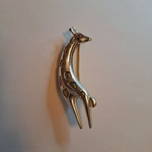 Giraffe Pin Brooch Two Tone 1.5 Inch Safari Animal - $8.60