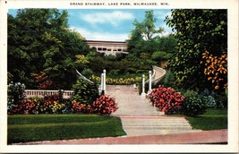 Grand Stairway Lake Park Milwaukee WI Postcard PC90 - £3.99 GBP