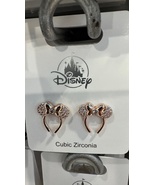 Disney Parks Minnie Mouse Ears Headband Rose Gold Color Earrings NEW - $589.76 MXN