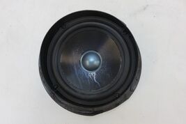 Mercedes W211 E63 E550 speaker, door, right rear 2118206802 Logic7 - $16.99