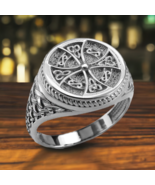 Round Sterling Silver Celtic Cross Ring Statement Signet with Knotted We... - €68,71 EUR Round Sterling Silver Celtic Cross Ring Statement Signet with Knotted We... - €68,71 EUR