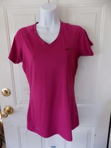 Nike Pro Dri-Fit Purple/Magenta SS Shirt Size M Women&#39;s - $19.71