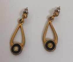Vintage Goldtone Dangle Pierced Earrings 1&quot; - $119.43 MXN