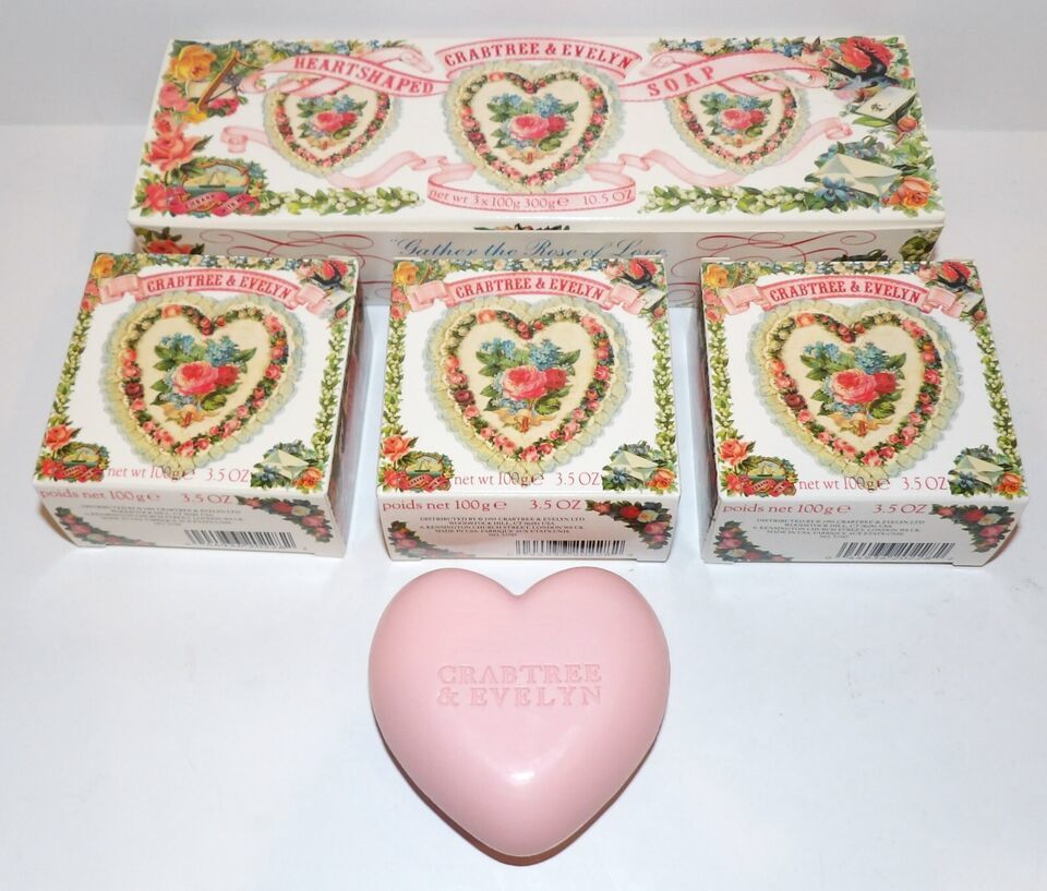 1991 SET (3) CRABTREE & EVELYN 3.5 OZ SCENTED PINK HEART SHAPED SOAP BARS IN BOX