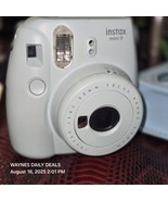 Fujifilm Instax Mini 9 Instant Film Camera - Mint Green - €27,19 EUR